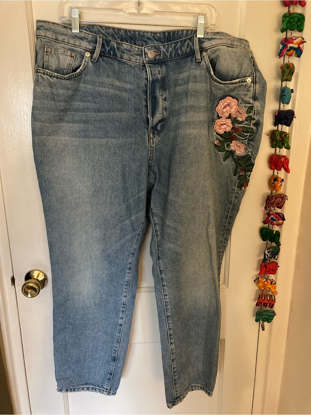 H & M Slim Ankle High Waist embroidered jeans, floral, size 22, plus size